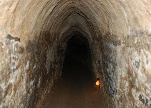 Cu Chi Tunnel