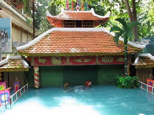 Water puppets