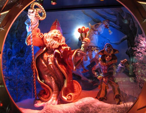 Bloomies Xmas Window