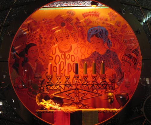 Bloomies Xmas Window