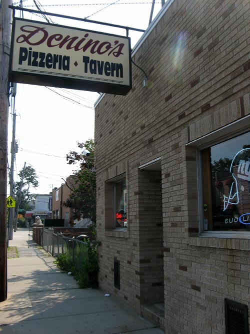 Deninos Pizzeria