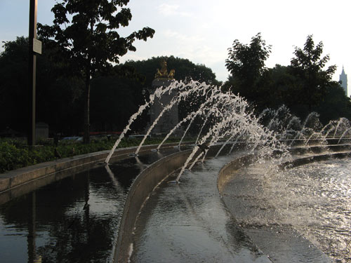 Columbus Circle fountain