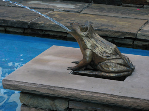 Rockefeller Center frog